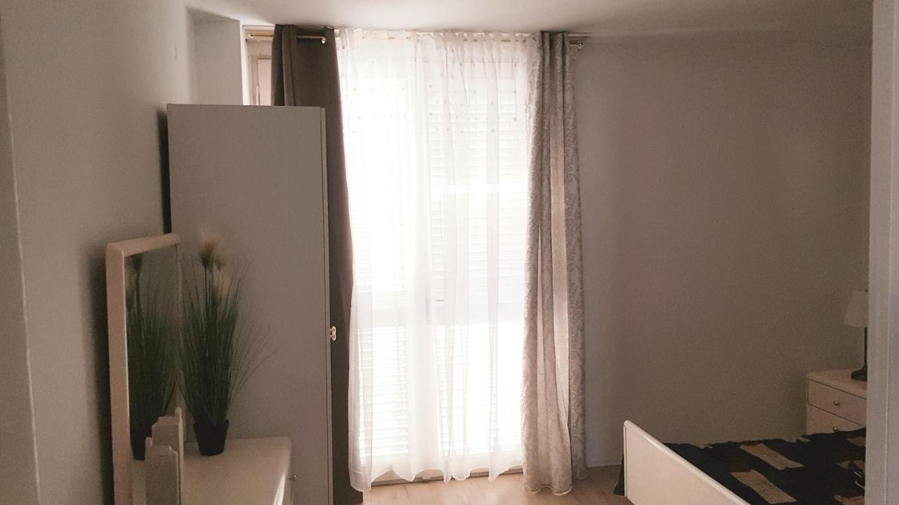 Holiday Apartment Nina , Zadar Old Town Экстерьер фото