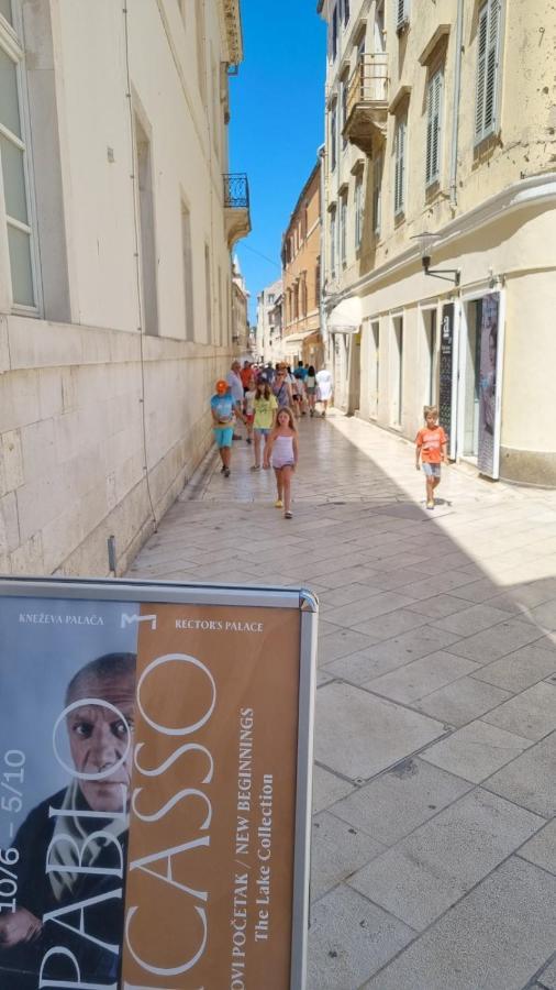 Holiday Apartment Nina , Zadar Old Town Экстерьер фото